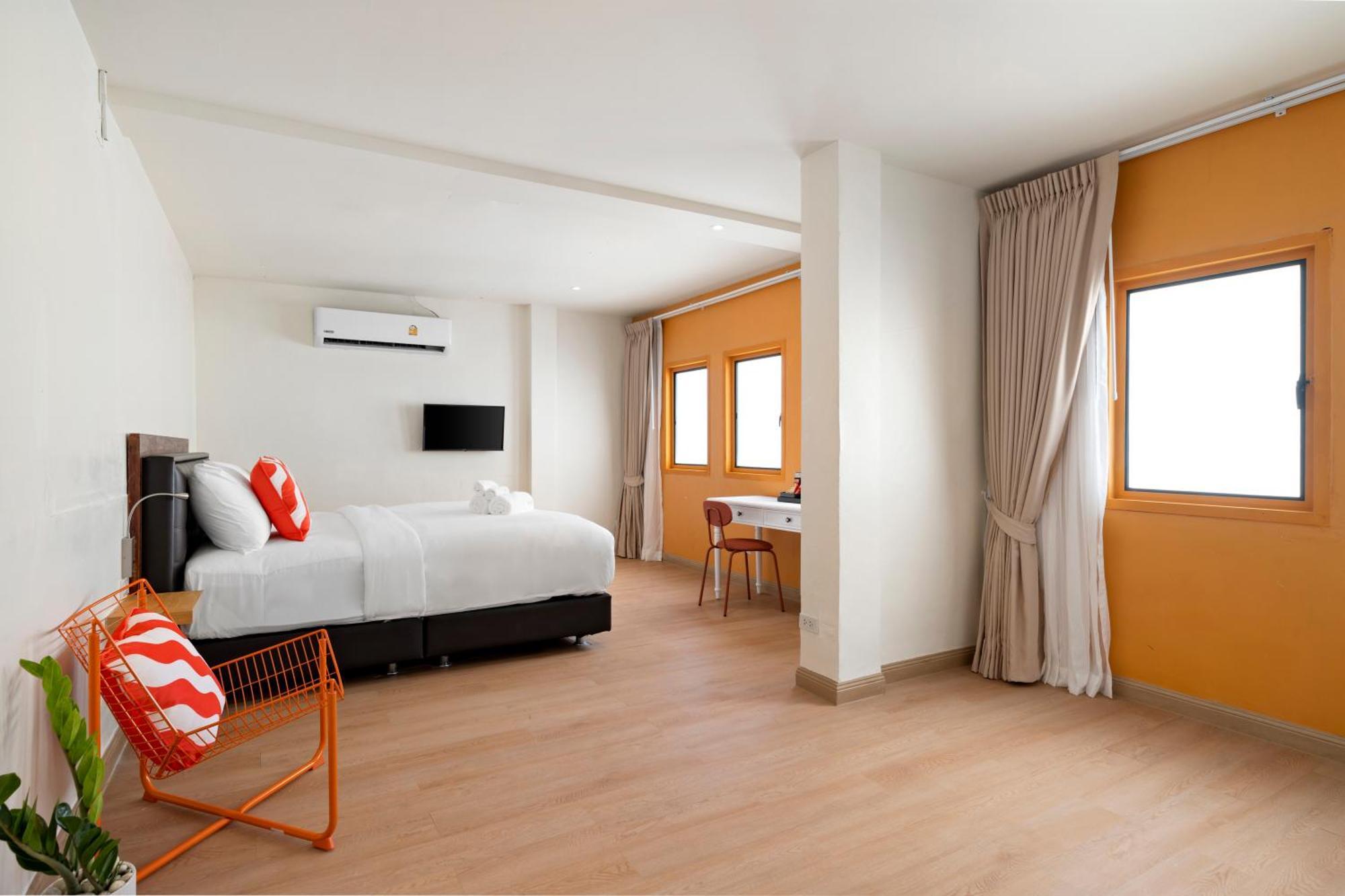 Horange Phuket Town Hotel Exterior photo