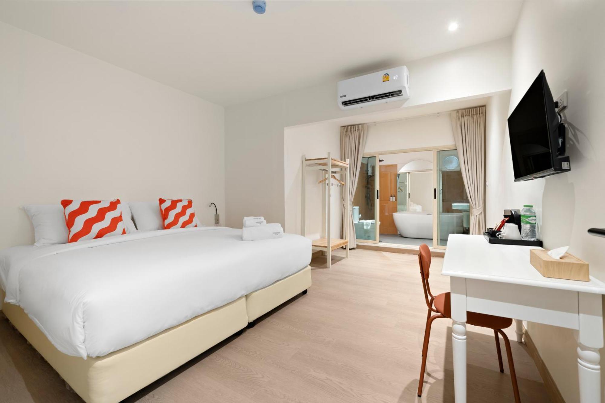 Horange Phuket Town Hotel Exterior photo