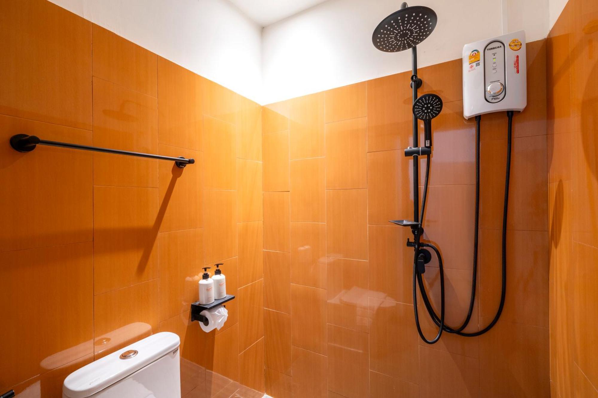 Horange Phuket Town Hotel Room photo